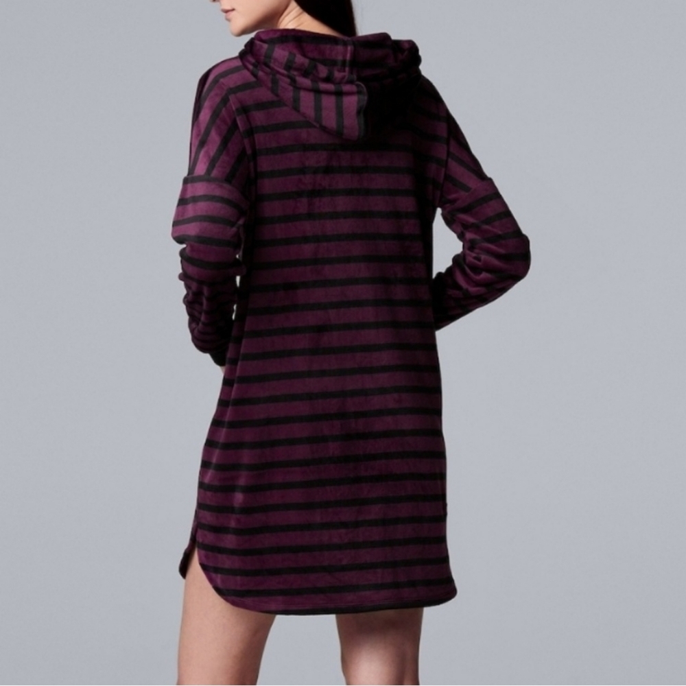 🍒NWT🍒 SIMPLY VERA WANG HOODED SLEEP SHIRT - Picture 3 of 8